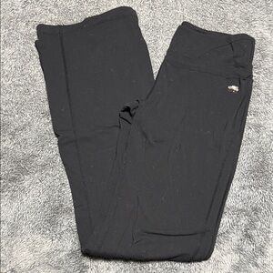 Roots yoga pants